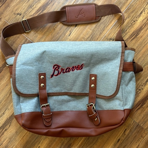 Atlanta Braves Messenger Bag - Picture 1 of 8